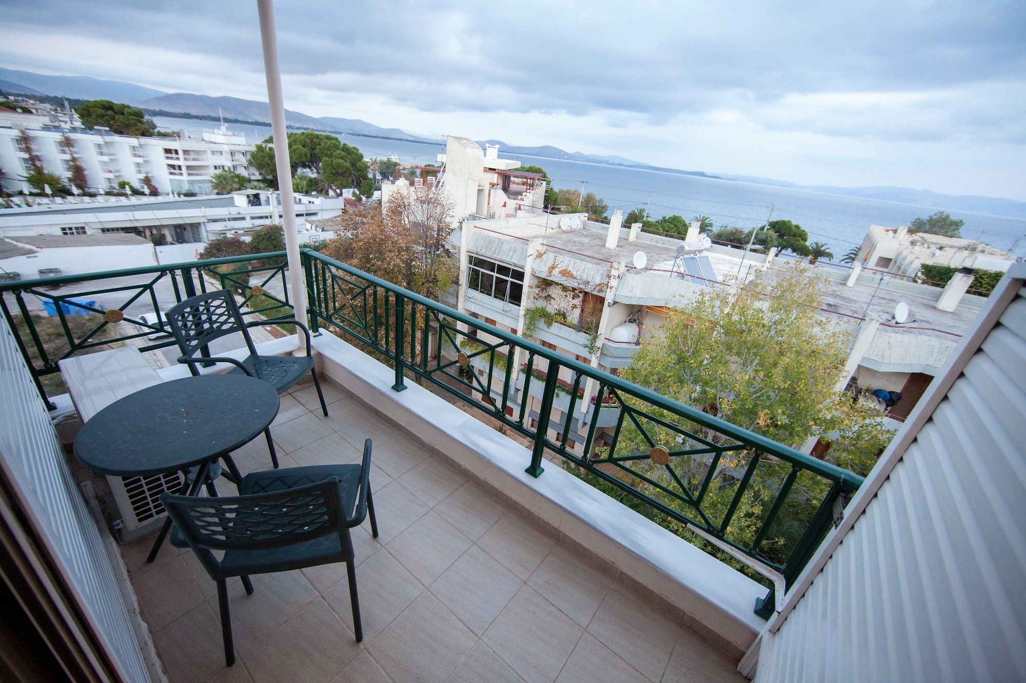 Thomas Beach Hotel Nea Makri Exterior photo